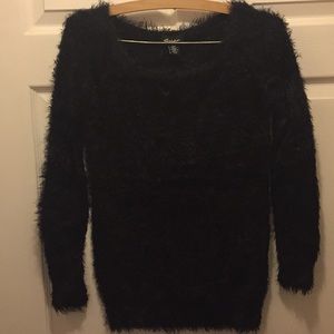 BLACK FAUX FUR / NYLON SWEATER